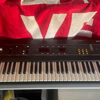 Ensoniq ESQ-1 Wave Synthesizer 1986 - Black