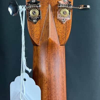Martin HD-28 (2026) 1933 Ambertone Dreadnought Acoustic Guitar Ambertone Finish w/ Case image 10