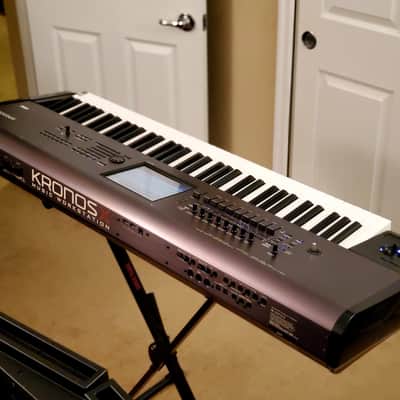 MUST SEE!!! KORG KRONOS X 73 FULLY INSPECTED/SERVICED AND IN AMAZING CONDITION! image 17