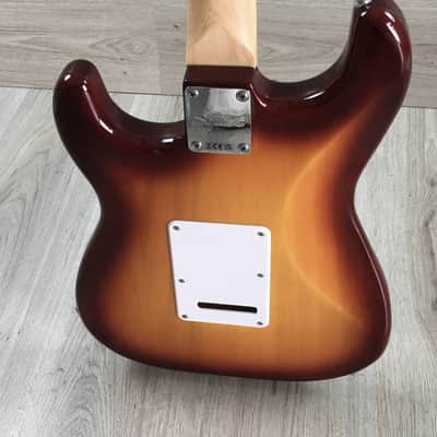 Fender Squier Bullet Stratocaster Sunburst image 22