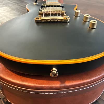 ESP LTD EC-1000 Duncan with Ebony Fretboard  2018 - Present - Vintage Black - Gold Hardware & Hardcase image 14