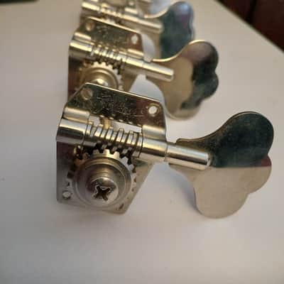 Original Fender Bass tuning machines 1965-1983? - Chrome image 1