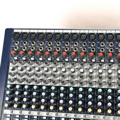Soundcraft MFXi 20/2 20-Channel Analog Mixer with Effects CG01TRV image 4