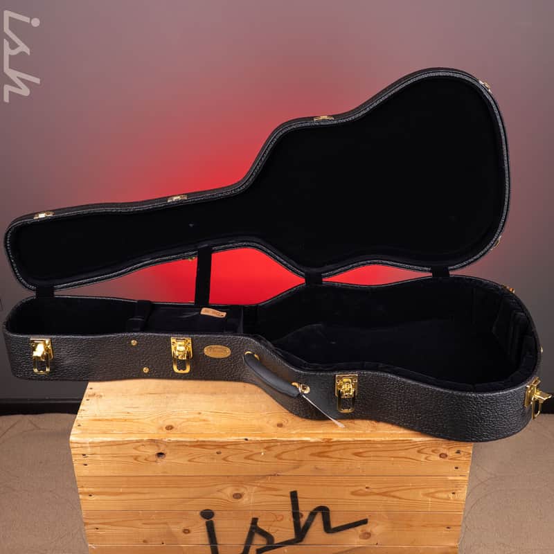 Martin Custom Shop Dreadnought Acoustic Guitar Case D-14Fret image 1