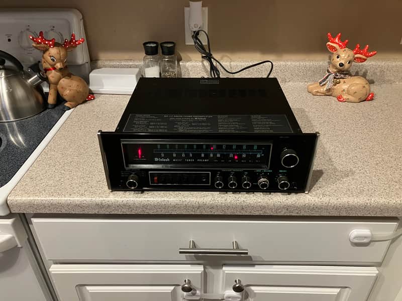 McIntosh MX117 Stereo Solid State Tuner image 1
