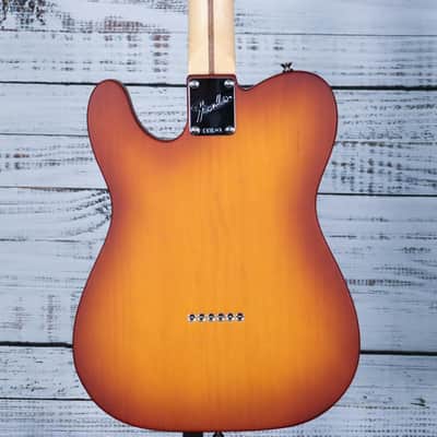 Fender Limited Edition American Performer Timber Telecaster Electric Guitar | Honey Burst Spruce image 2