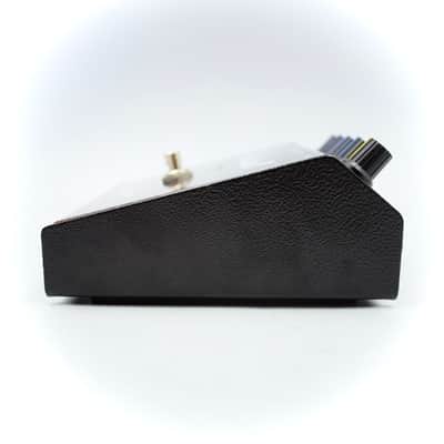 Marshall Guv'nor Overdrive Distortion With Original Box Guitar Effect Pedal GK17177 image 6