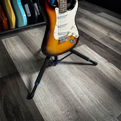 Fender Starcaster Strat-Style Eelctric Guitar SSS - Sunburst image 3