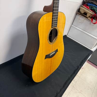 Used Taylor 710-LTD 2002 Natural Limited of 252 Acoustic Guitar with Case image 10