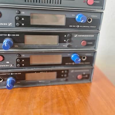 Sennheiser 🎧 4× Sennheiser SR 300 IEM In-Ear Monitoring Receivers  + AC 1 Antenna Combiner image 5