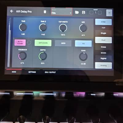 Akai Force Standalone Music Production / DJ Performance System 2019 - Black image 5