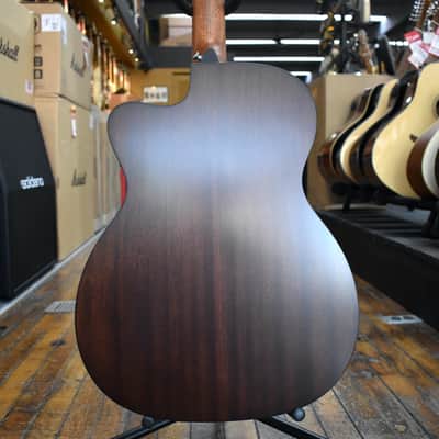 Martin Road Series OMC-10E Modern Acoustic-electric Guitar 1935 Sunburst w/Softshell Case image 3