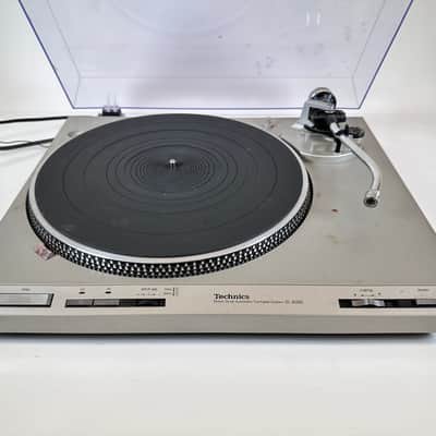 Technics SL-D202 Direct Drive Turntable Vintage Record Player image 2