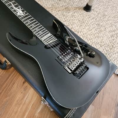 ESP Kiko Loureiro Signature Electric Guitar 2009 MIJ Black Excellent Condition W/Case image 5