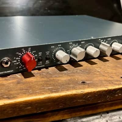 Vintech Audio X73i Mic Pre EQ Pair with PSU 2010s - Blue image 10