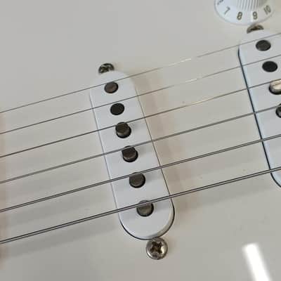Fender Mexico Classic 70s Stratocaster Electric Guitar image 12