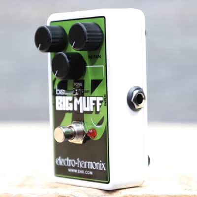 Electro-Harmonix Nano Bass Big Muff Pi Fuzz Distortion Sustainer Effect Pedal image 2