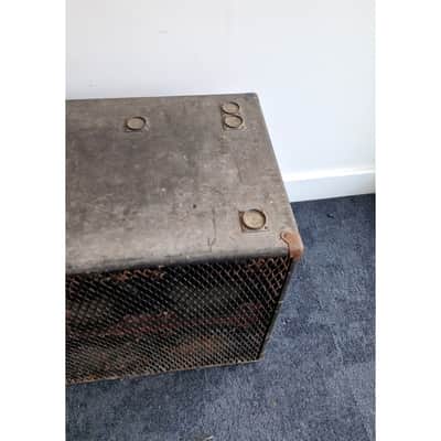 Trace Elliot 1048 - Bass Cabinet - Red Stripe - Spares or Repair image 7