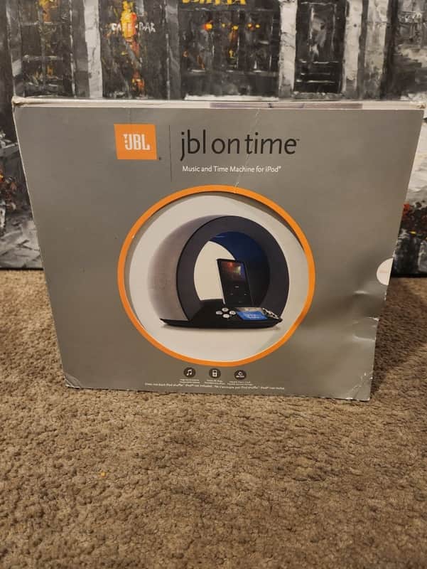 JBL JBL on time Audio dock Alarm Clock AUX Radio iPod Dock 90s image 1