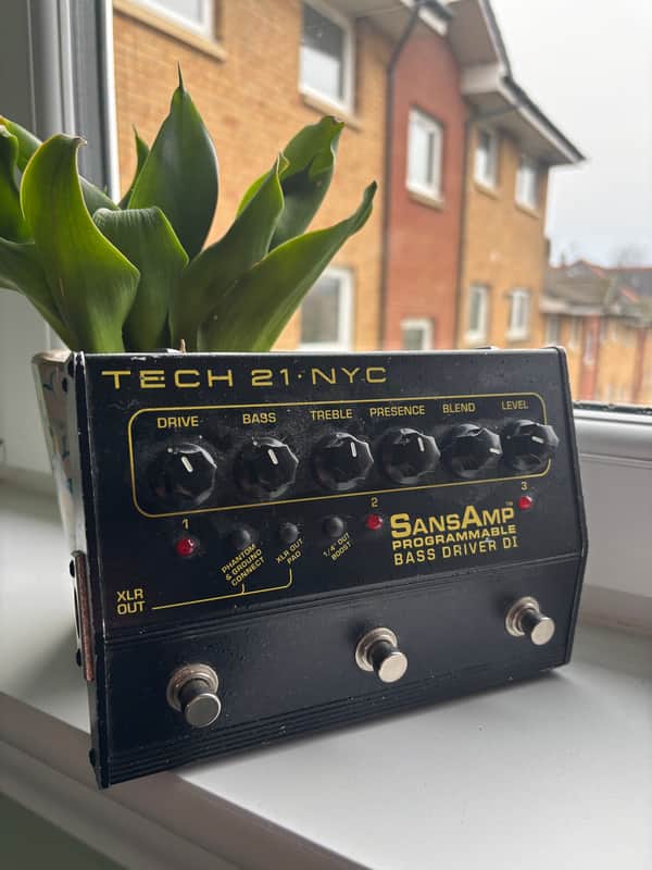Tech 21 Sansamp Programmable Bass Driver