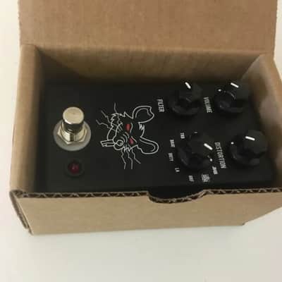 JHS PackRat 9-way Rodent-style Distortion Pedal image 1