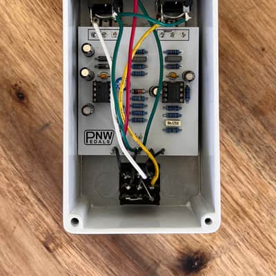 PNW Pedals Super Clean 27V Boost - White image 2