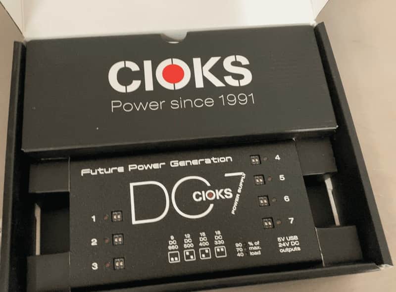 CIOKS DC7 - 7 Isolated DC Outlets Power Supply image 1