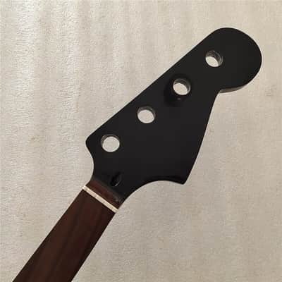 Fretless 4 String Electric Bass Maple Neck and Rosewood Fretboard image 2