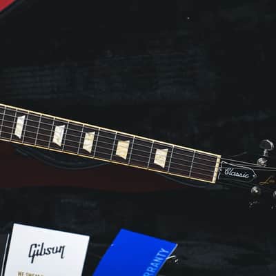 Gibson Les Paul Classic Ebony 2021 image 6