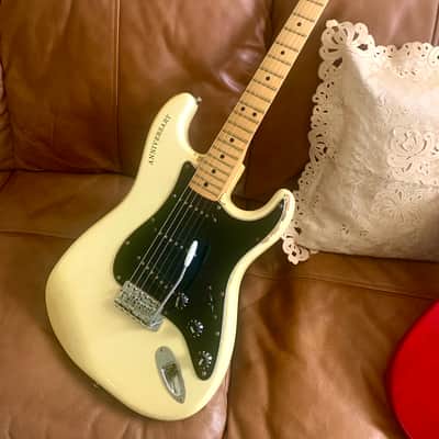 Vintage 1979 Fender 25th Anniversary Stratocaster in Original and Rare Pearl White Finish - All Original With a 4 Bolt Maple Neck and the Original Fender Embossed Logo Case image 2