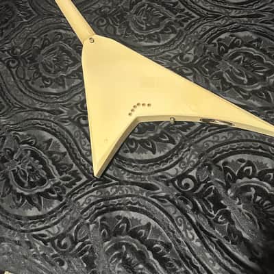 Jackson Pro Series RR5 Rhoads 2003 - 2009 - Ivory with Black Pinstripes image 2