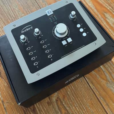 Audient iD22 Desktop USB Audio Interface 2010s - Black image 5