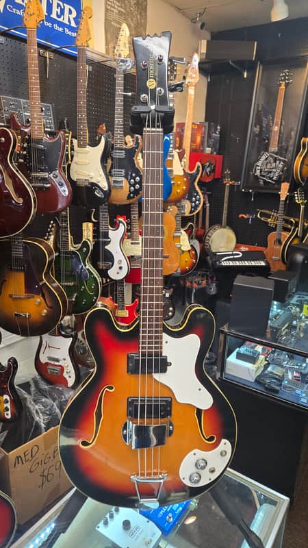 Mosrite Celebrity III 1967 - Transparent Sunburst image 1
