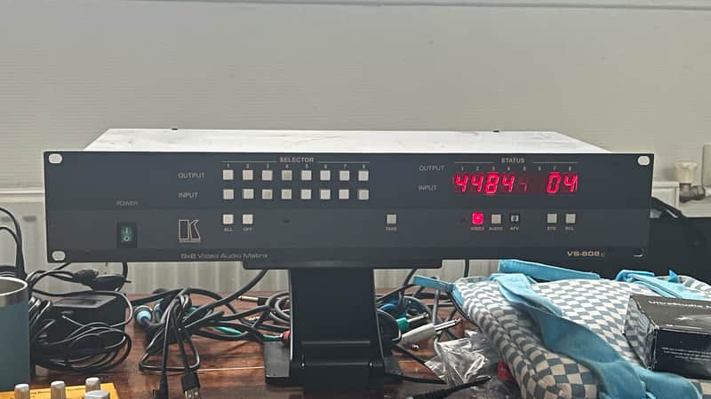 Kramer  VS-808XL -  8x8 Video Audio Matrix Switcher image 1