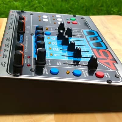 Electro-Harmonix 45000 Stereo Multi-Track Looper with Foot Controller 2013 - Present - Silver / Black image 4