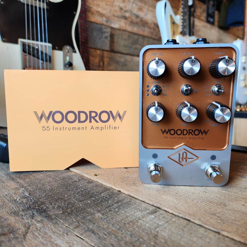ギター UNIVERSAL AUDIO UAFX WOODROW Amazon.com: Universal Audio UAFX Woodrow '55 Instrument Amplifier