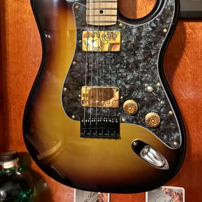 Warmoth Stratacaster 2023 - Red Gold Metallic Burst image 1