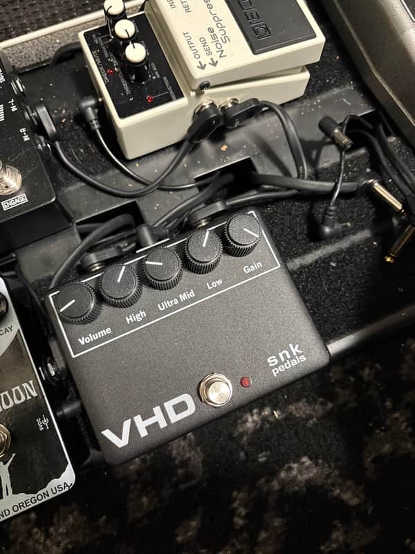 SNK VHD Distortion Preamp - Black image 1