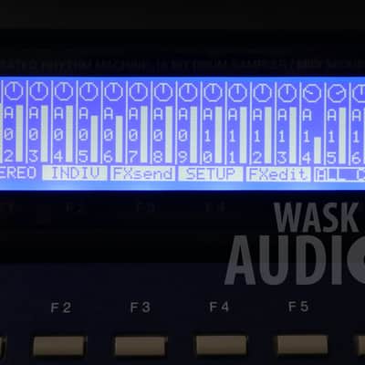 Akai MPC 2000 XL / Blue / Serviced / 32MB / Cardreader image 16