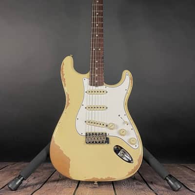 Fender Custom Shop 1967 Stratocaster, Heavy Relic- Aged Vintage White image 20