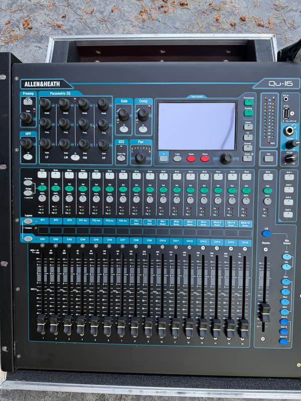 Allen & Heath QU-16 16-Channel Digital Mixer | Reverb