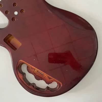 Sunburst MM Style Bass Basswood Body with Tiger Maple Top image 7