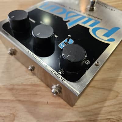 Electro-Harmonix Pulsar 2000s - Silver image 2