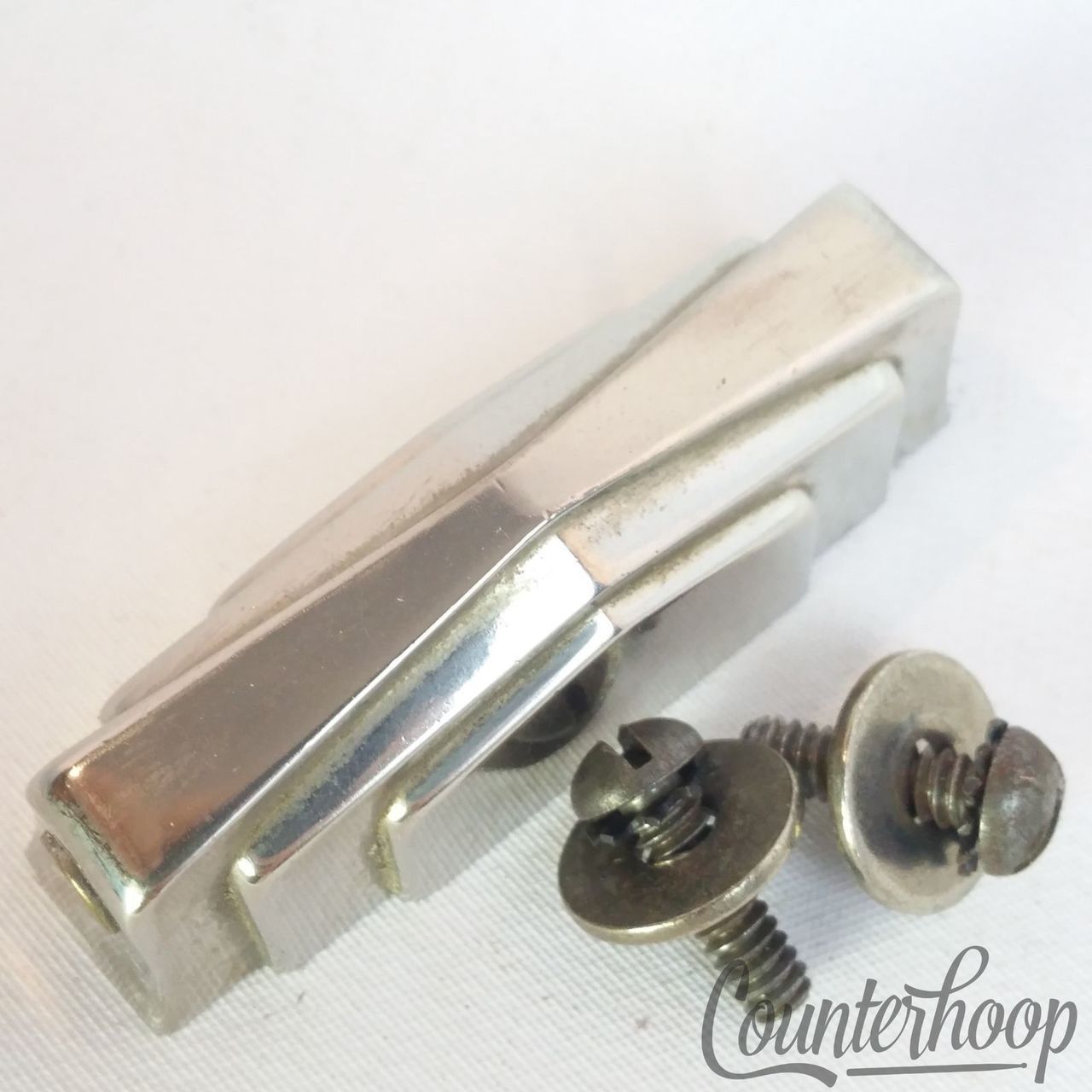 Ludwig Nickel Imperial Snare Drum Lug 2 3/16"Silver Anniversary Vintage 30s USA — main photograph