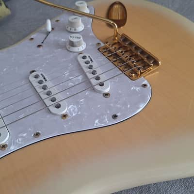 Fender Stratocaster Richie Kotzen White Burst image 4