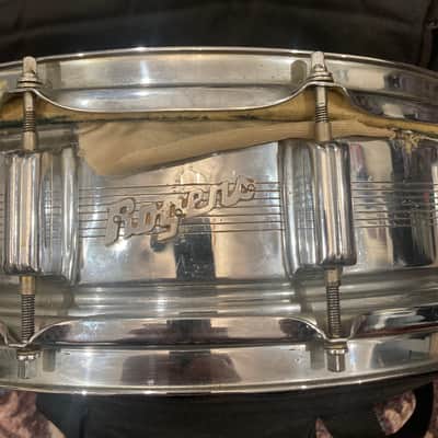 Rogers "7-Line" Dyna-Sonic 5x14" Brass Snare Drum with "Beavertail" Lugs 1963 - 1967 - Chrome image 1