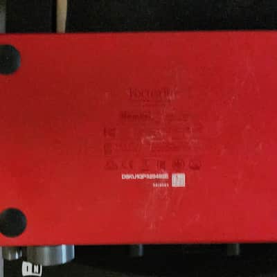 Focusrite Scarlett Solo 3rd Gen USB Audio Interface 2019 - Present - Red / Black image 3