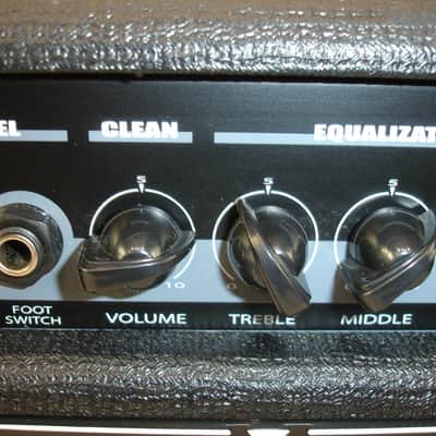 Drive CD200 20-Watt 1x18" Combo Guitar Amp image 6