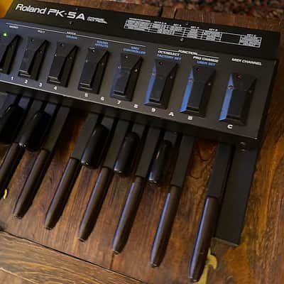 Roland PK-5A Dynamic MIDI Pedal Controller 2006 - 2012 - Black image 6