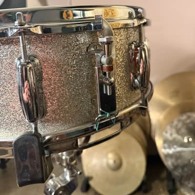 Slingerland Hollywood Ace 14"x5" Snare Drum, 1970, Silver Sparkle image 4